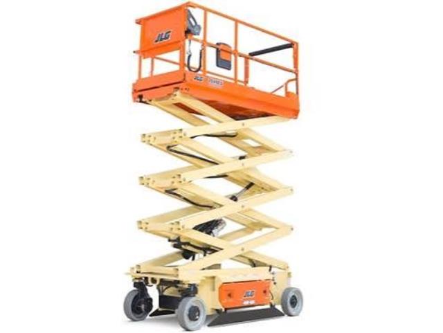 Where to find SCISSOR LIFT, JLG 26 2646ES in North Palm Beach